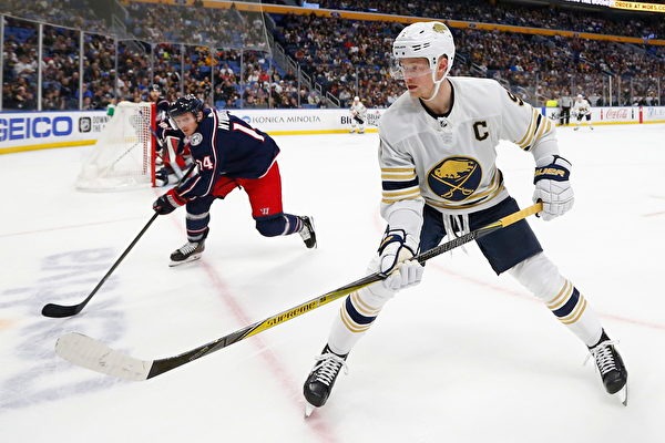 如何快速判断对手是否已经听牌？看这三个动作就够了。（快速识别对手是否已听牌：牢记这3个动作即可）